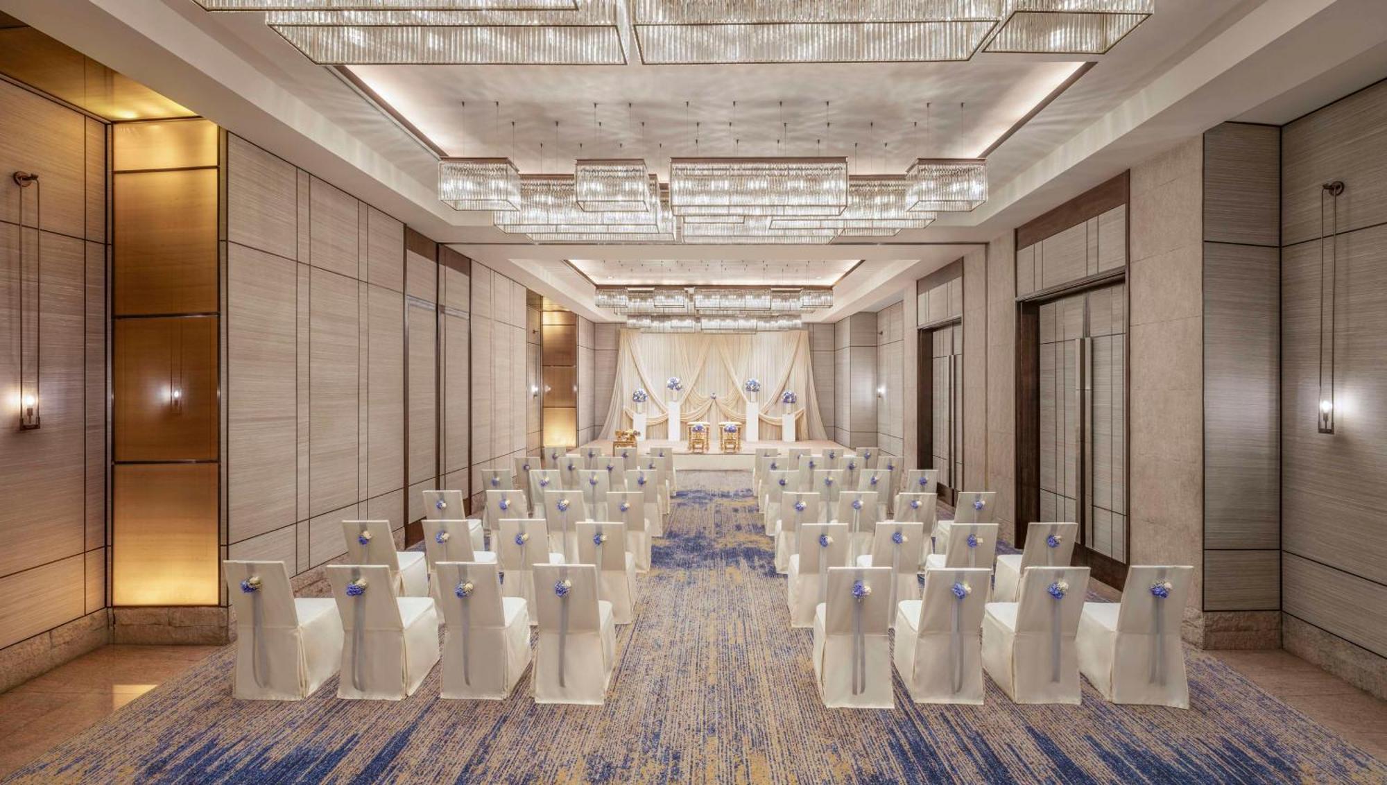 Conrad Bangkok Residences Exterior photo
